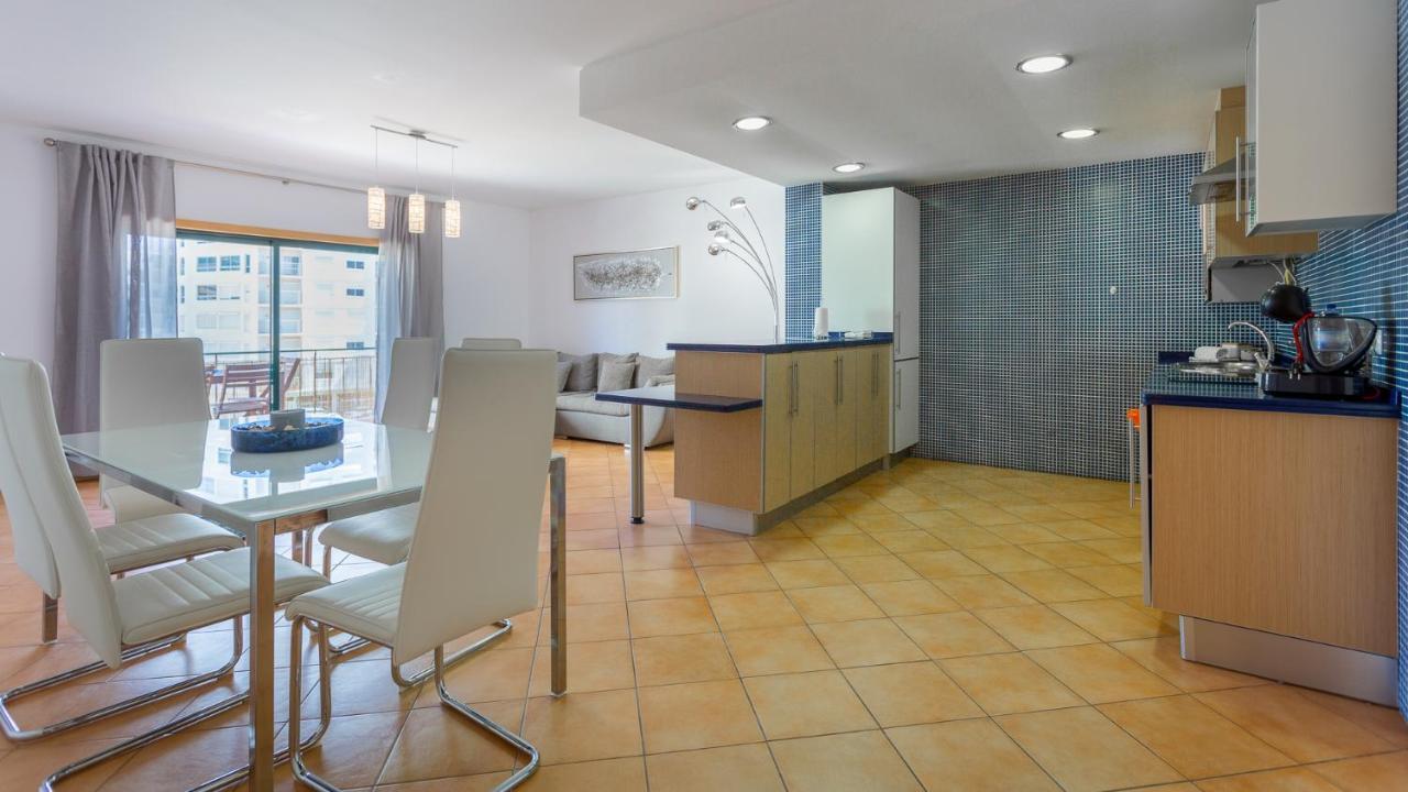 Magnificent 2Bdr Apartment W/ Ac & Pool - 2Min From Beach - By Lovelystay Armação de Pêra Zewnętrze zdjęcie
