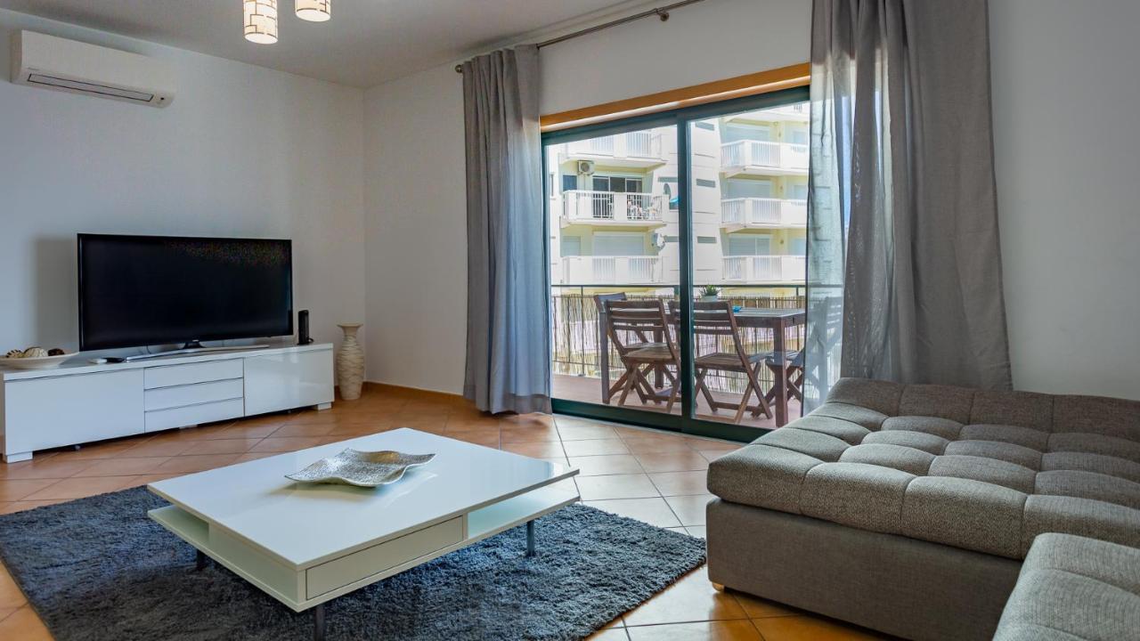 Magnificent 2Bdr Apartment W/ Ac & Pool - 2Min From Beach - By Lovelystay Armação de Pêra Zewnętrze zdjęcie