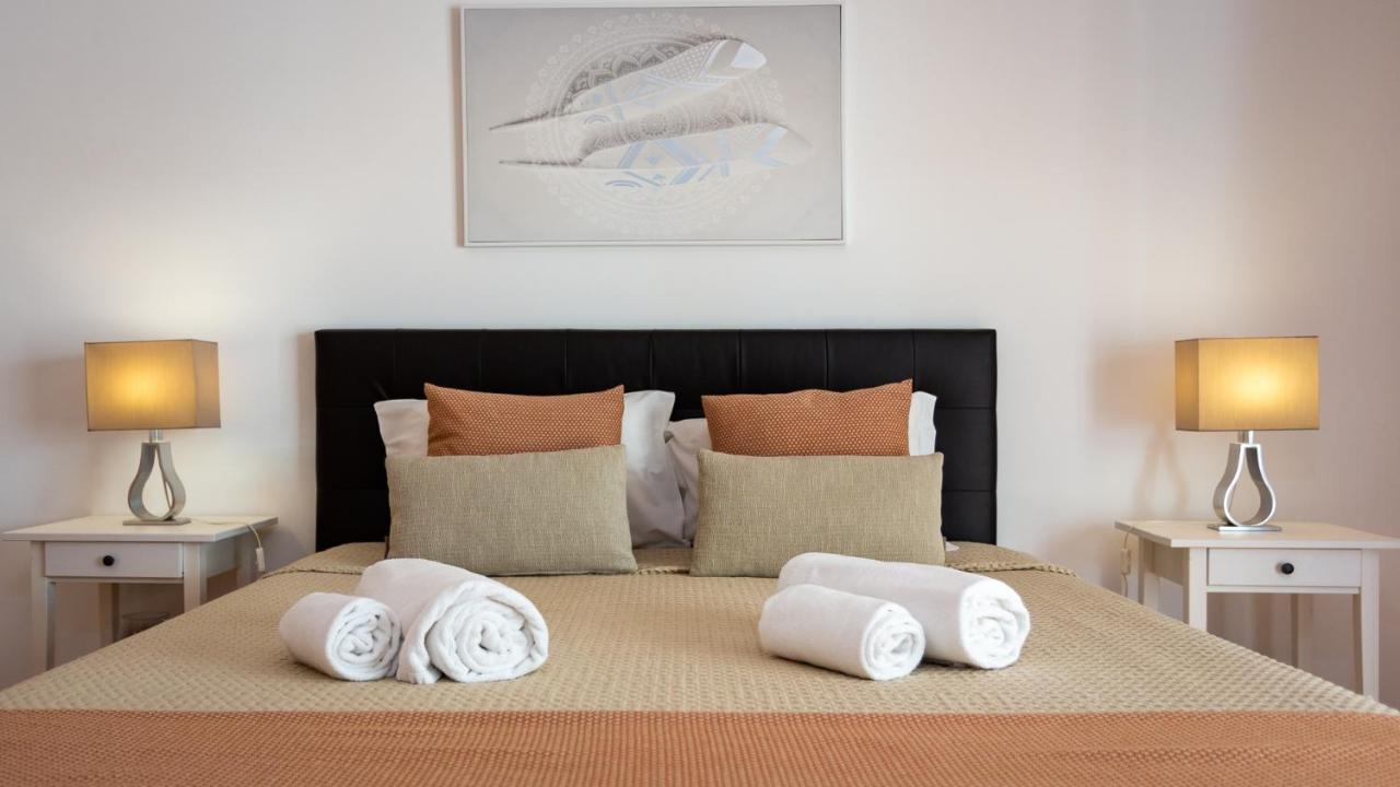 Magnificent 2Bdr Apartment W/ Ac & Pool - 2Min From Beach - By Lovelystay Armação de Pêra Zewnętrze zdjęcie